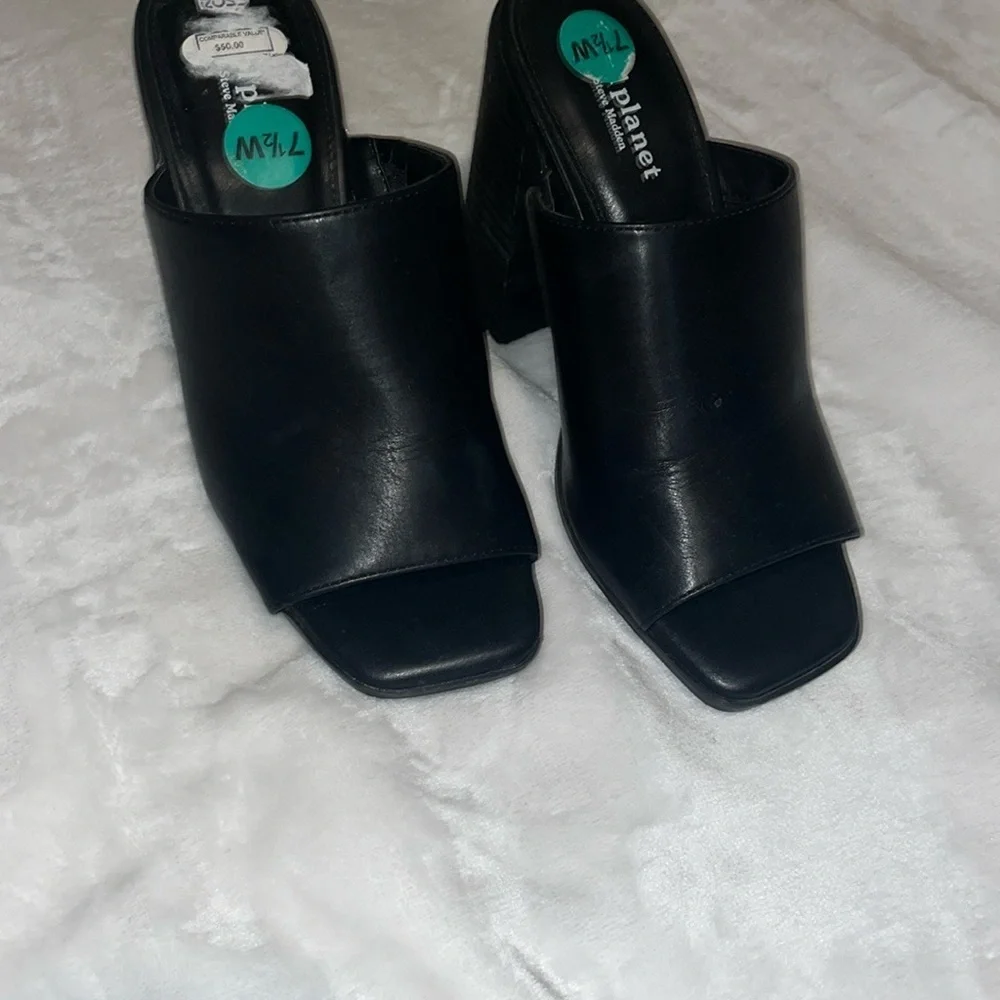 Steve Madden Black Heeled Boots - Picture 5 of 6
